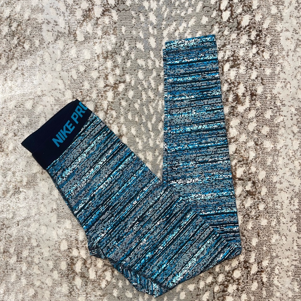 Nike leggings. Like new